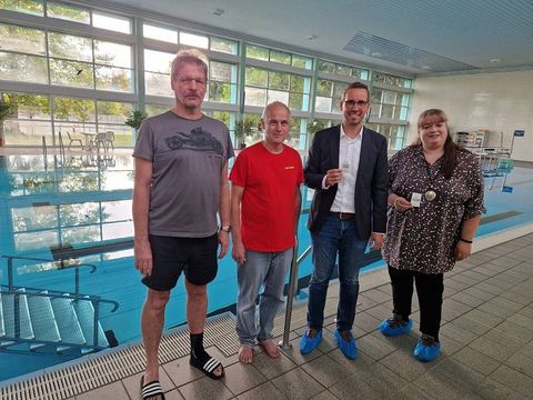 von rechts: Mirjam von Daak, Bürgermeister Thomas Lachnicht, Michael Zierl und Stefan Röder