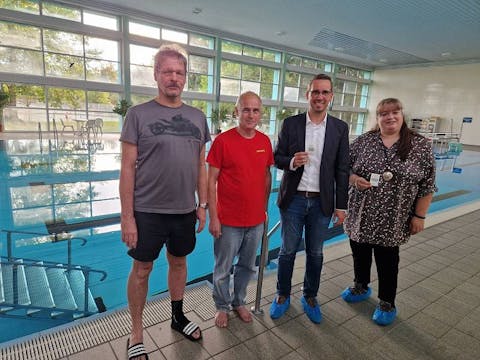 von rechts: Mirjam von Daak, Bürgermeister Thomas Lachnicht, Michael Zierl und Stefan Röder