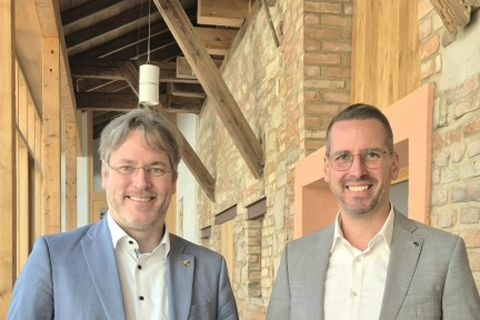 Bürgermeister Thomas Lachnicht und Landrat Prof. Dr. Christian Dusch beim diesjährigen Sommergespräch in Rheinmünster