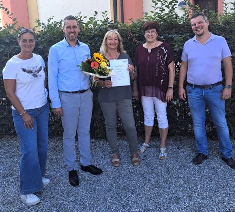 40jähriges Dienstjubiläum von Heike Friedmann (mitte)
