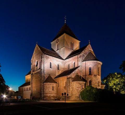 Beeindruckend bei Nacht mit stimmungsvoller Beleuchtung