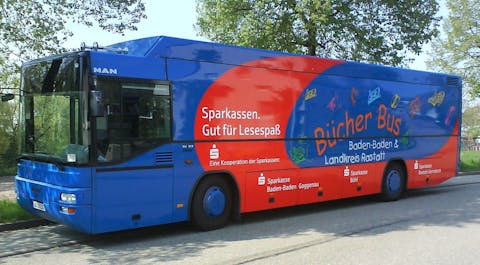 Bücherbus - die Fahrbücherei des Landkreis Rastatt